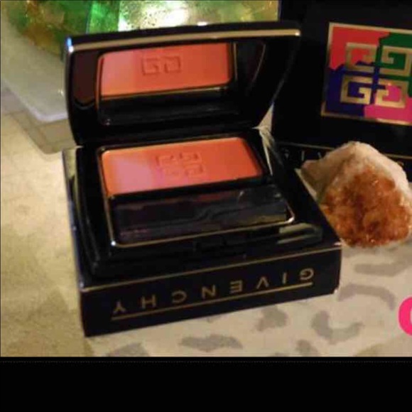 Brand new authentic Givenchy Blush #4 Coral - Picture 3 of 3